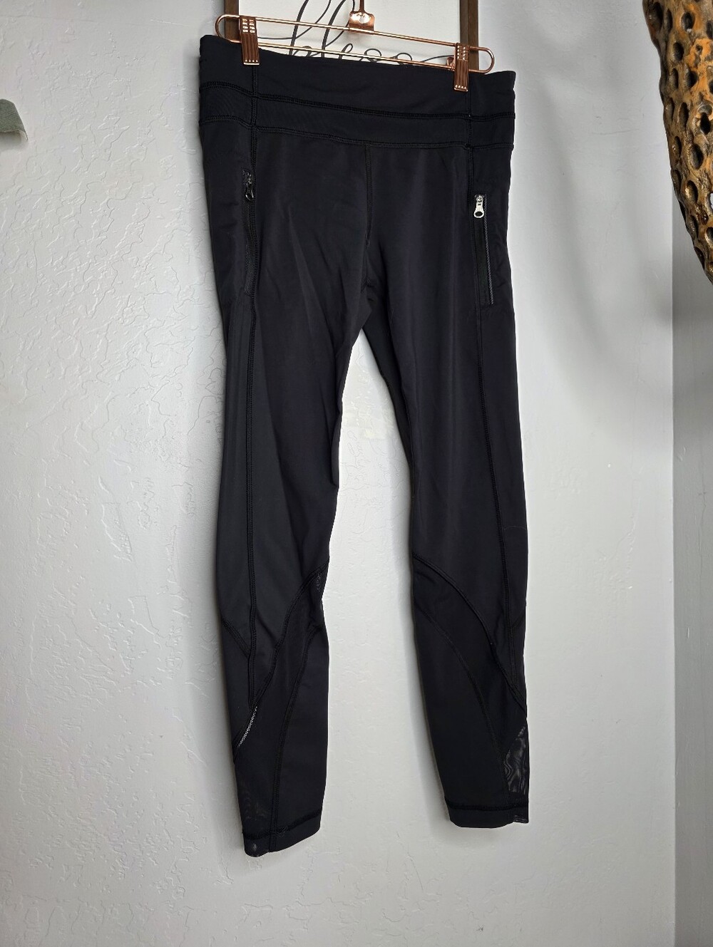 Lululemon Black Mesh Inspire Tight II Size 6 - Picture 3 of 13